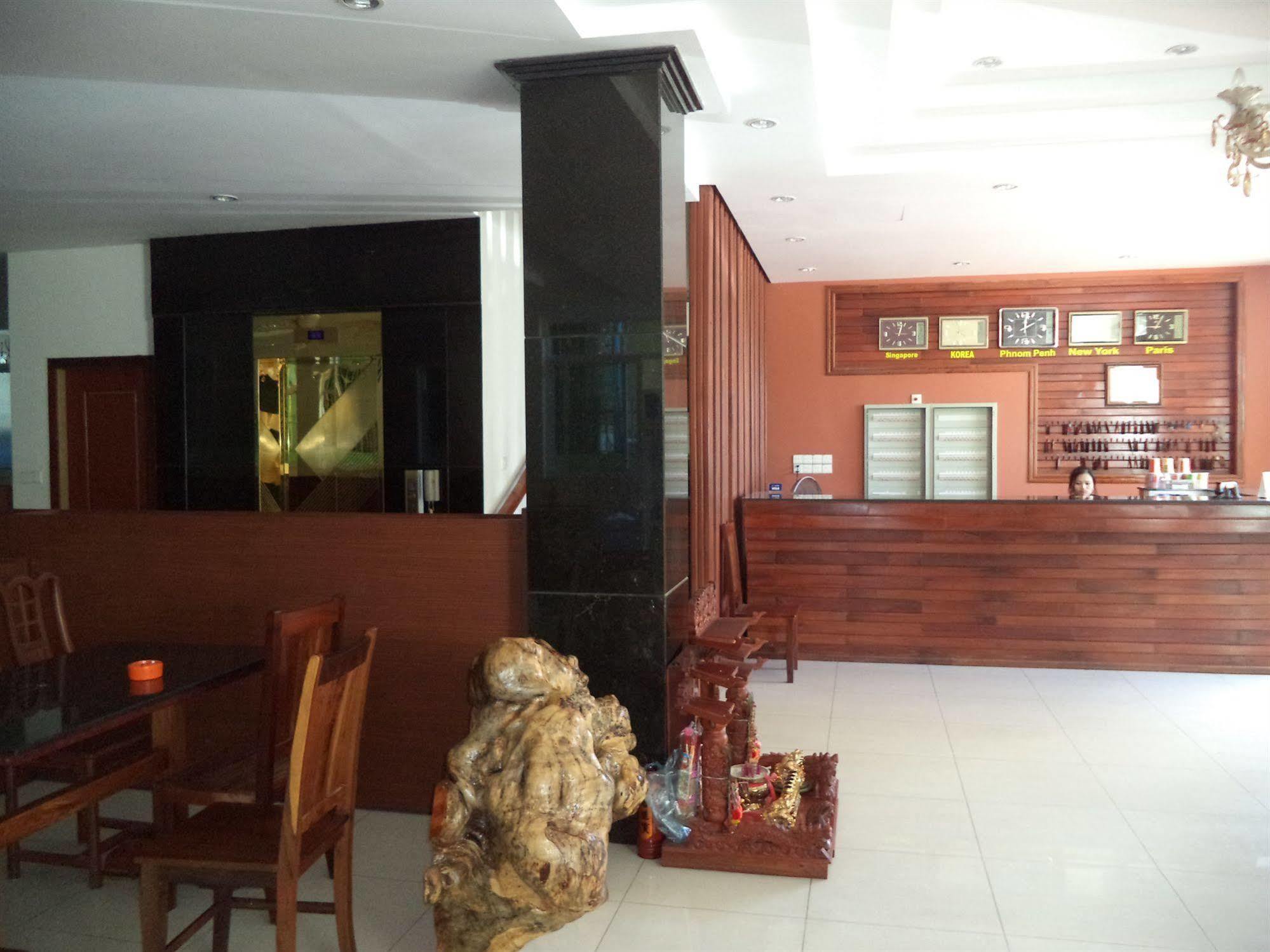 Go In Hotel Phnom Penh Eksteriør bilde