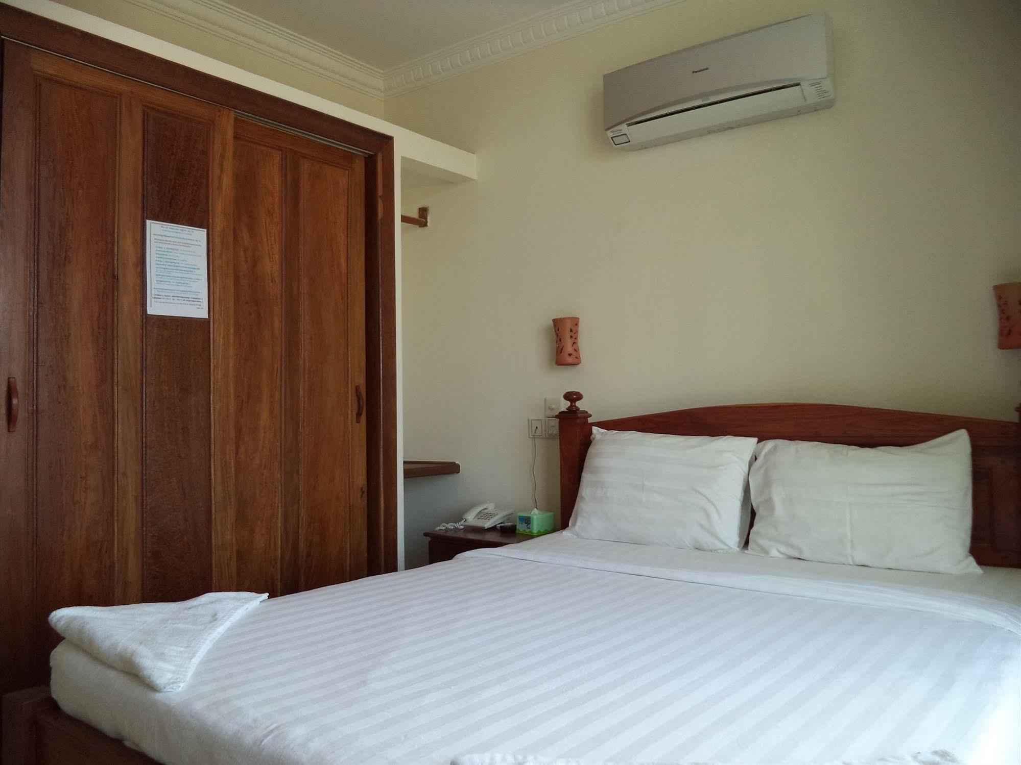 Go In Hotel Phnom Penh Eksteriør bilde